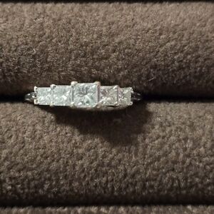 Elegant 14k White Gold Princess Cut Diamond Anniversary Ring Band